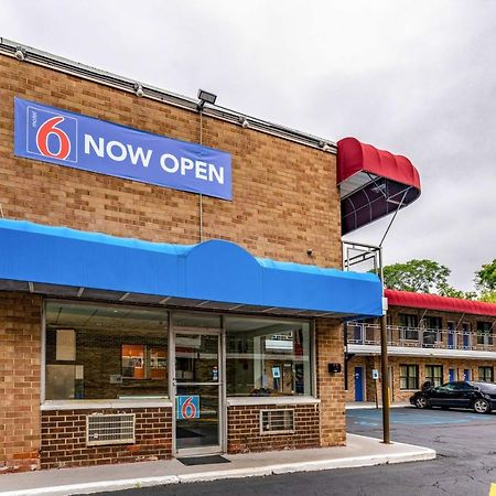 Motel 6-Elmsford, Ny - White Plains Экстерьер фото