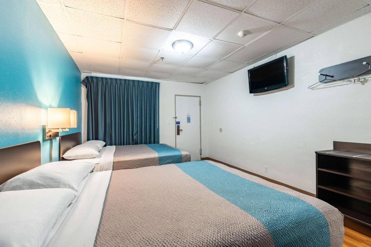 Motel 6-Elmsford, Ny - White Plains Экстерьер фото