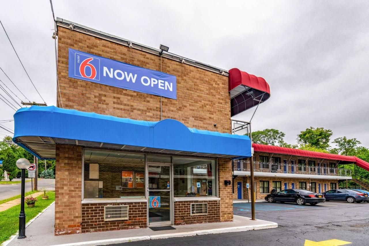 Motel 6-Elmsford, Ny - White Plains Экстерьер фото