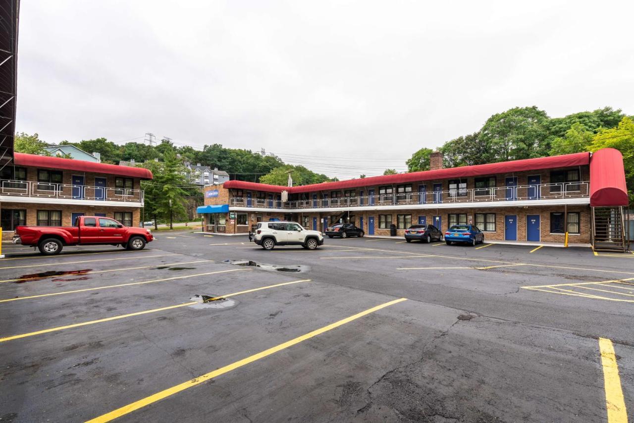 Motel 6-Elmsford, Ny - White Plains Экстерьер фото