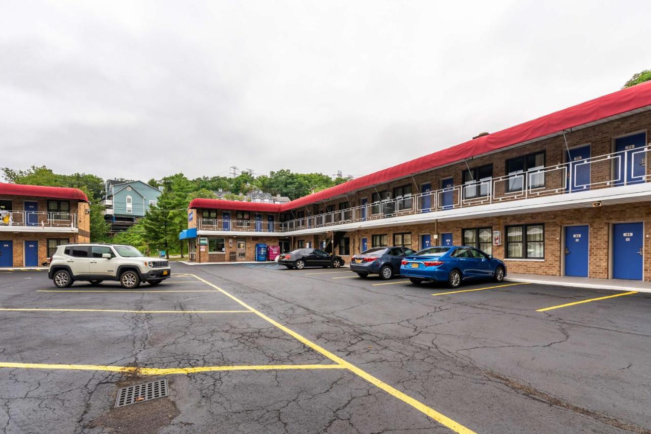 Motel 6-Elmsford, Ny - White Plains Экстерьер фото